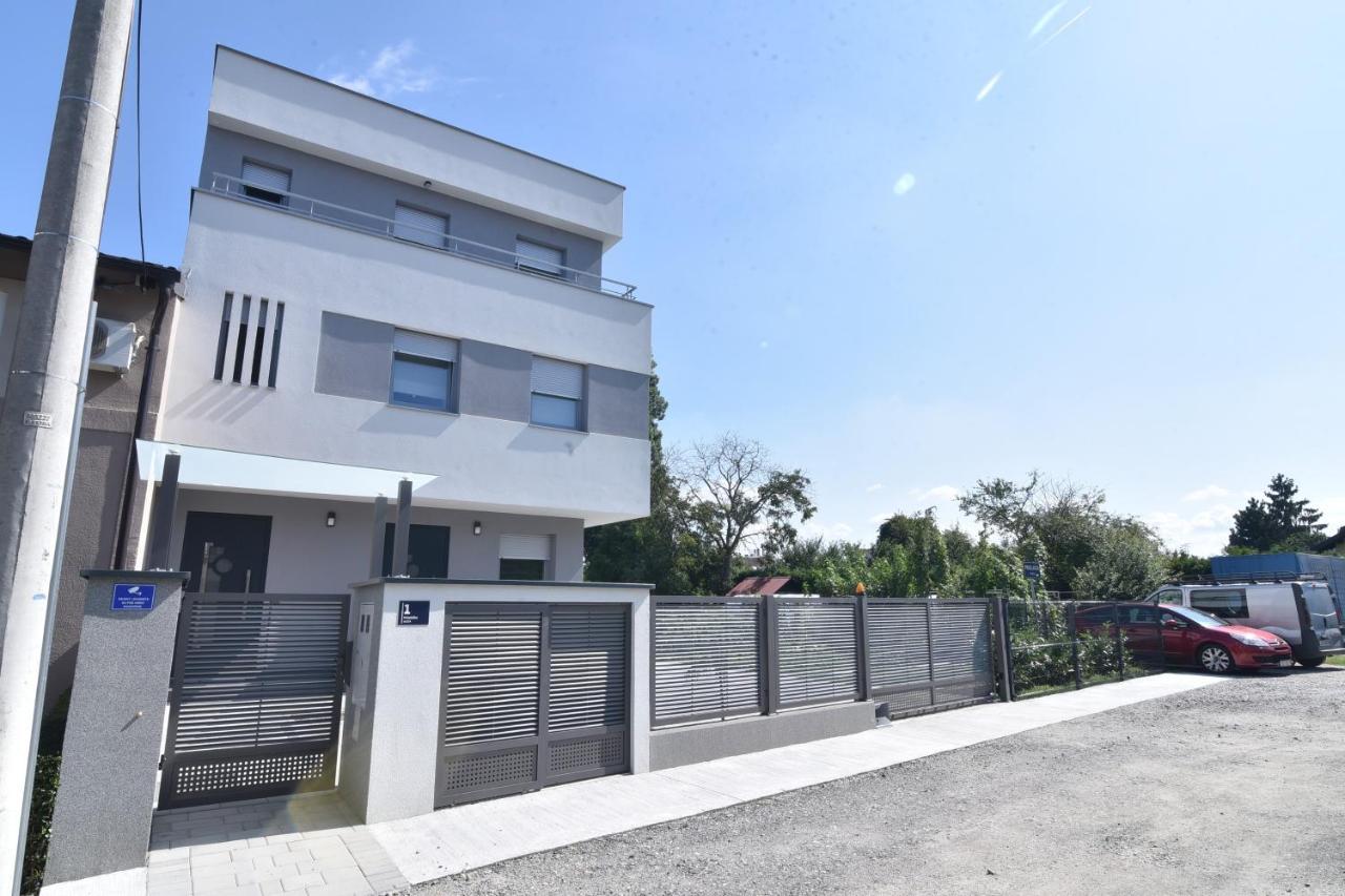 Mami Apartment *