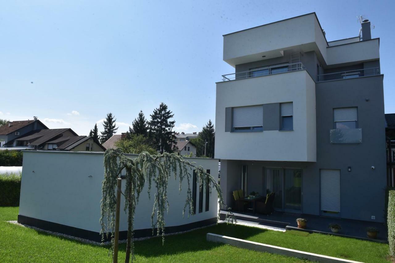 Mami Zagreb